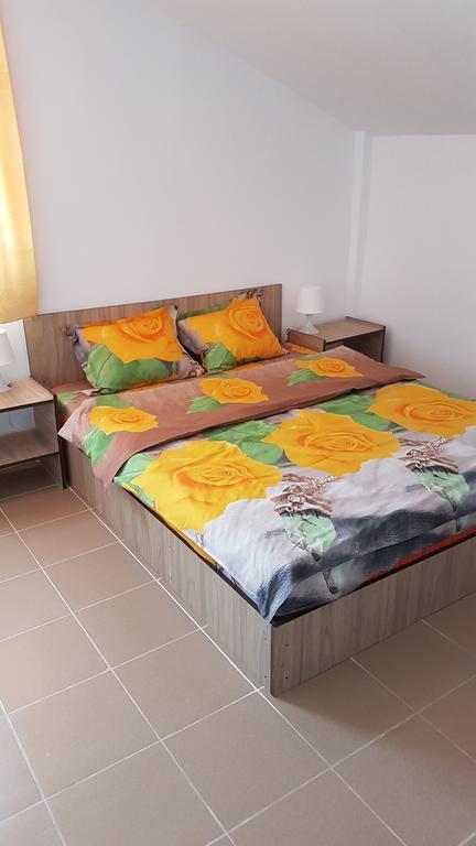 Soliday Vama Veche Luaran gambar